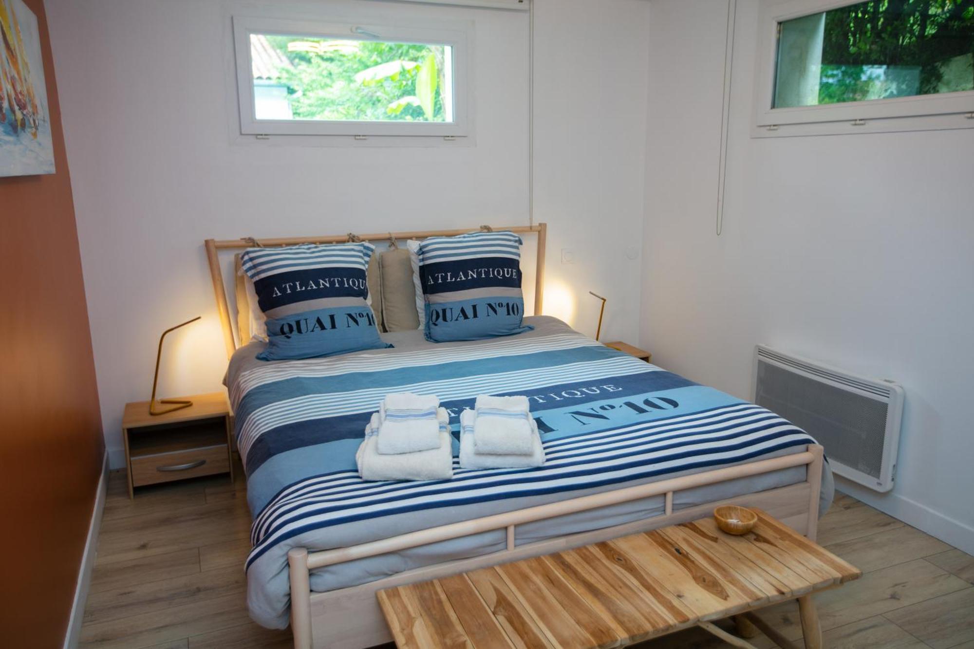 Erreka Txikia Bed & Breakfast Urrugne Exterior foto